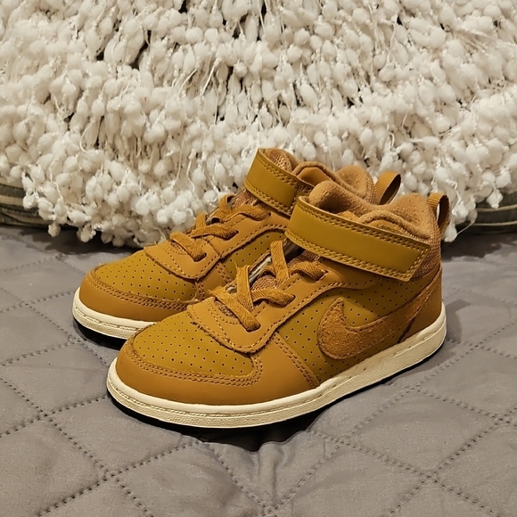 Nike Court Borough Mid Wheat Kids Sneakers - Picture 10 of 16